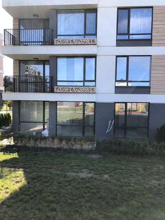 Под наем тристаен апартамент  90 кв 739 евро кв Витоша