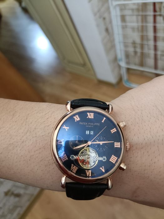 Продам часы наручные