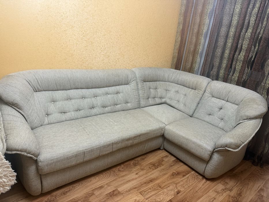 Диван для гостинной угловой