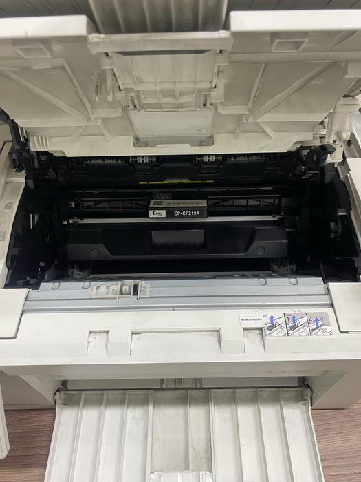 Продается принтер HP