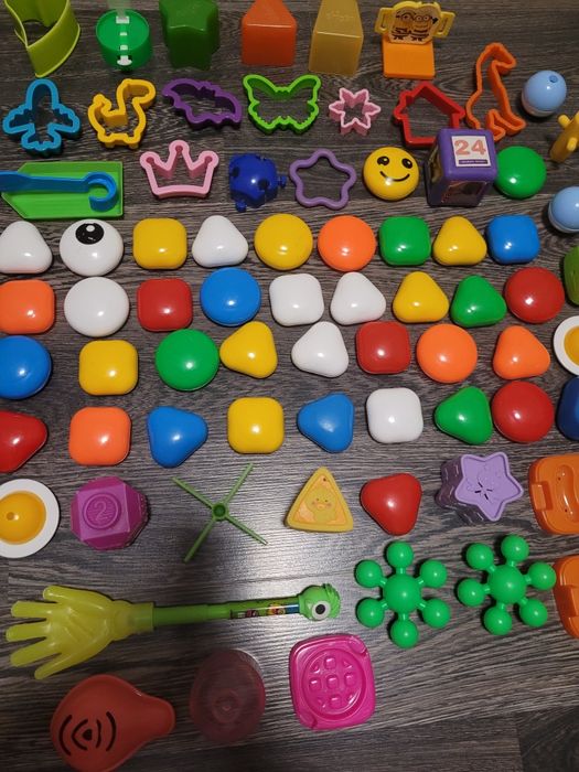 Продам развивающие игрушки