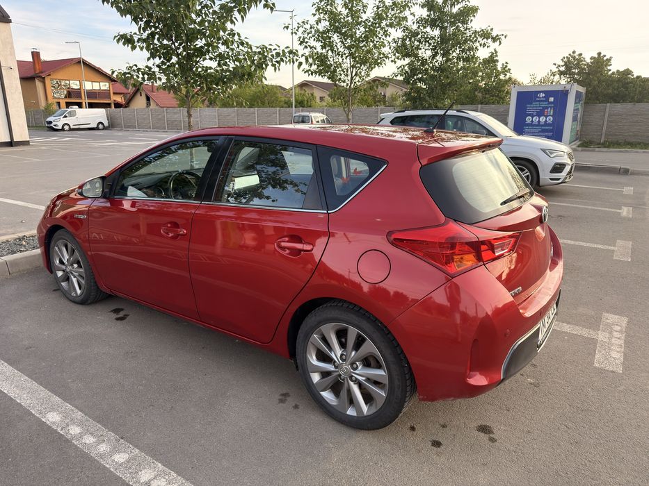 TOYOTA Auris 2013 — imagine 3