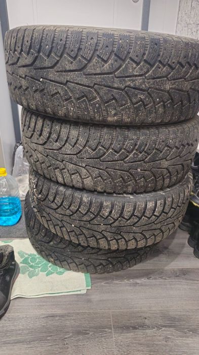 Резина зимняя  235/60/R18 в Косшы