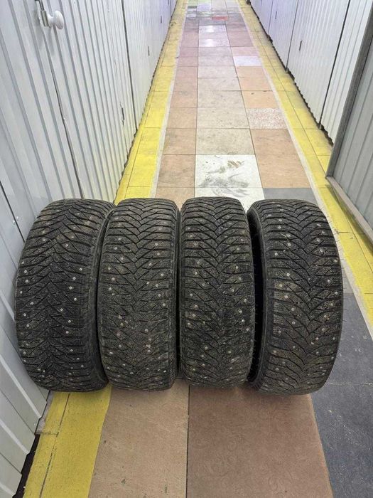 Triangle 215/65 R16 99T с шипами