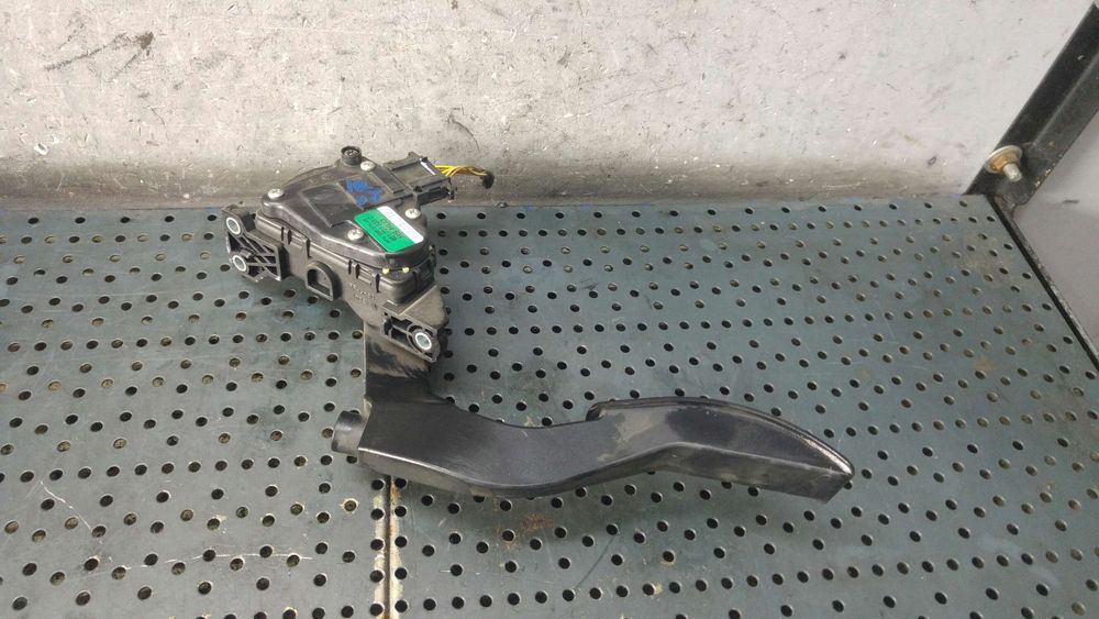 Pedala acceleratie audi a4 b7 8e 6pv00837505 8e1721523c