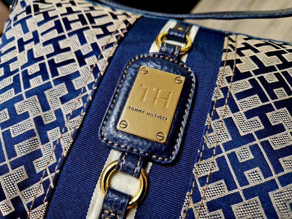 Дамска чанта Tommy Hilfiger