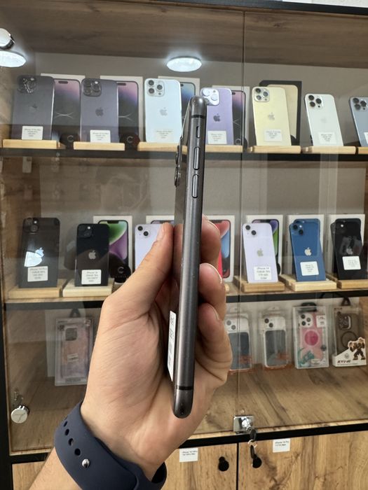 iPhone 11
