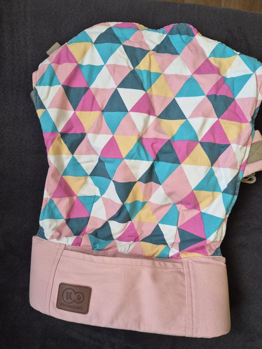 Ергономична раница за бебеносене