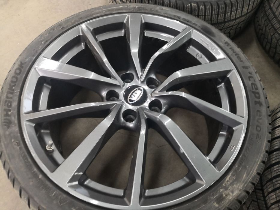 5х114.3 киа лексус kia lexus 5x114.3 спорт пакет  19 цола джанти