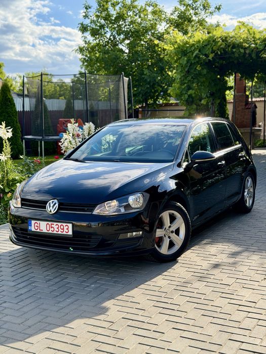 VOLKSWAGEN Golf 2013 — imagine 3