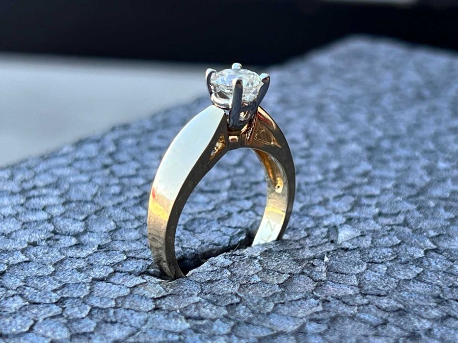 Inel Aur 14k cu Diamant Natural Central 0.75 Carate
