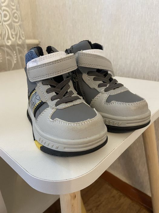 Продам детские вещи на мальчика