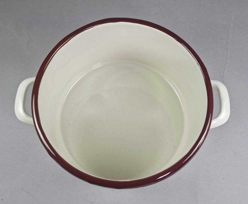 Емайлирана тенджера 3.6л