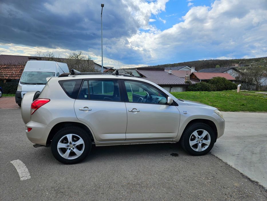 vand TOYOTA RAV4 2008