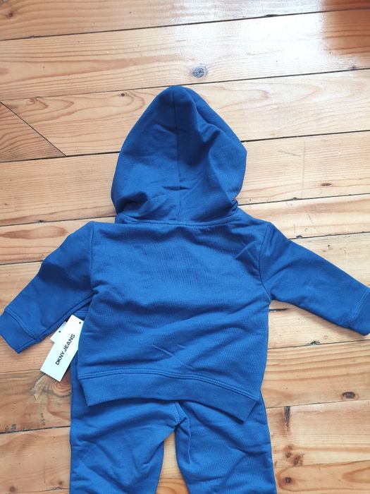 Екип от две части DKNY