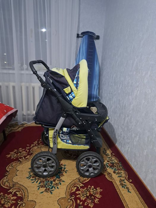 Продам детскую коляску