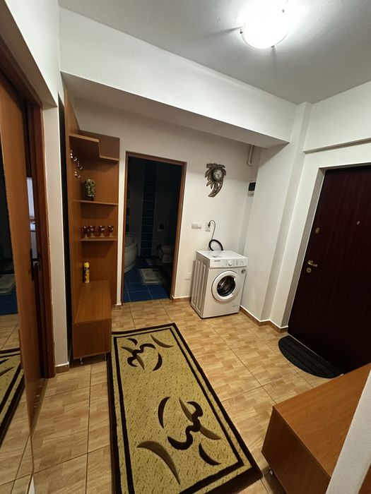 Apartament cu o cameră de închiriat.
