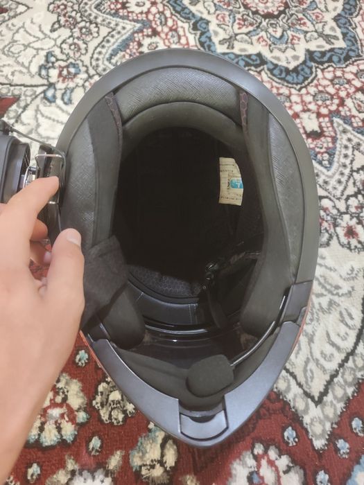 Moto shlem kamerali garnitura AGV ni lujs kopiyasi. L razmerda