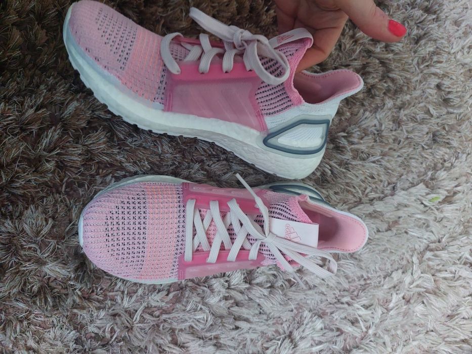 Дамски маратонки adidas