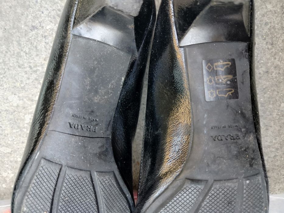 Женские туфли Prada Sport .