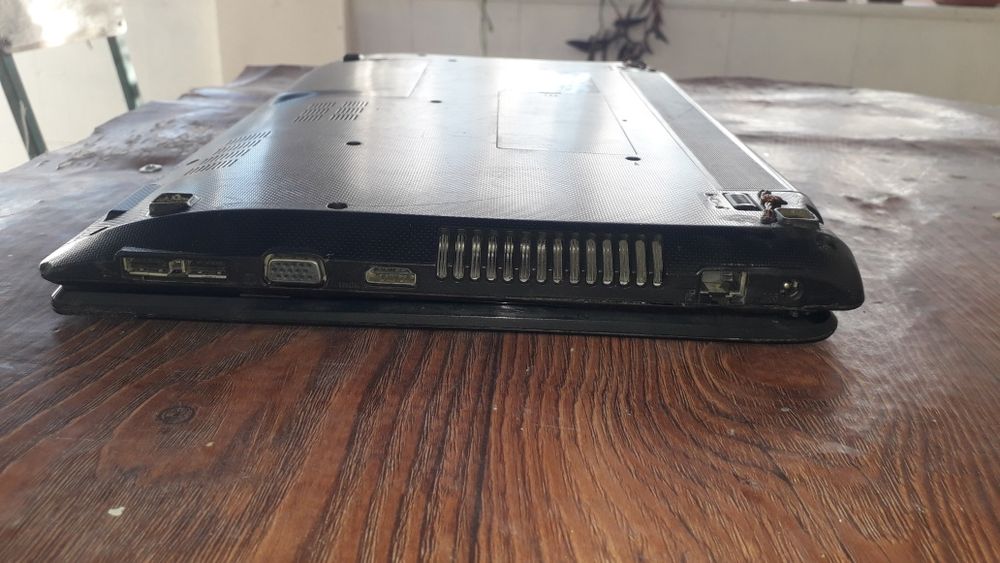 Asus noutbuk sotiladi