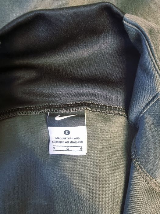 Продам спортивный костюм