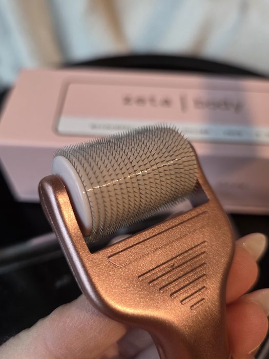 Микронийдлинг родени за лице и тяло