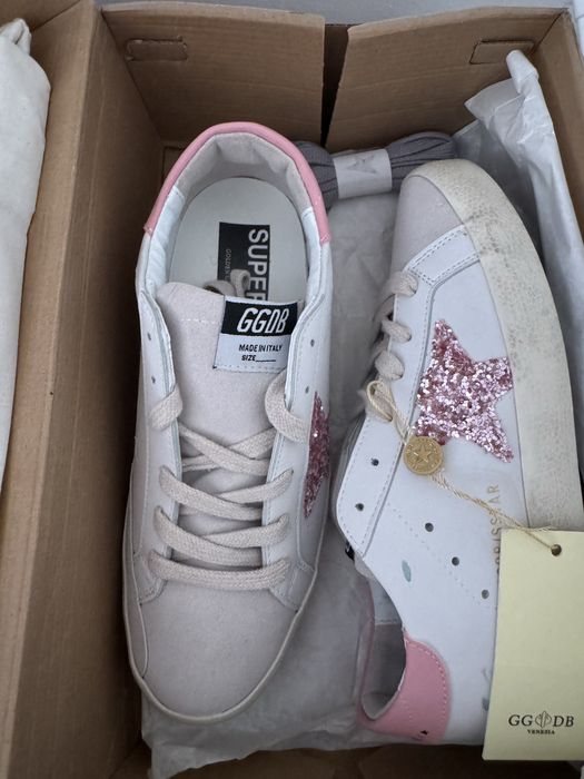 Adidasi golden goose nr 38 QR sireturi schimb saculet