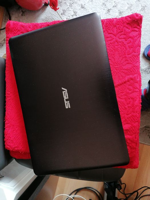 Laptop Asus A541N  4gb ram