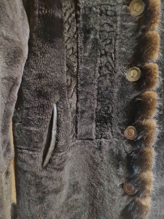 Продам шубу мутон р.52
