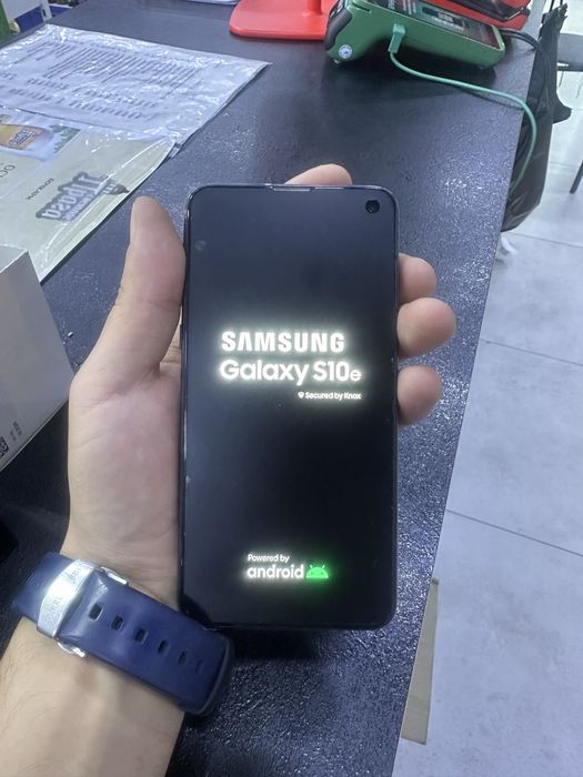 Samsung s 10 e вихорошем состоянии
