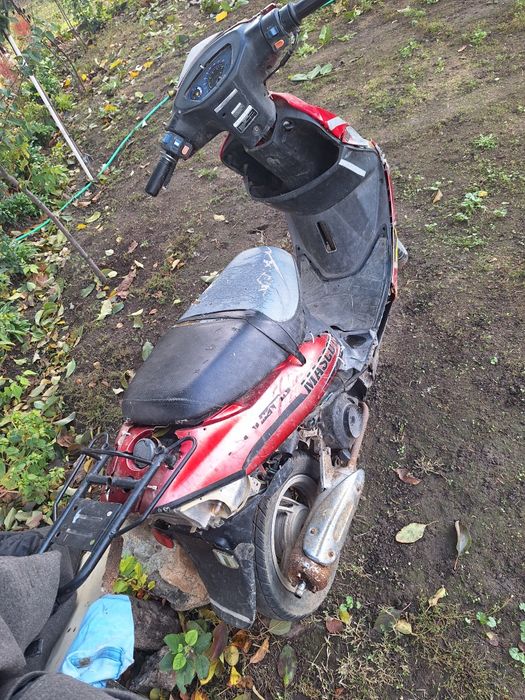 Vând scuter gy 6 defect!