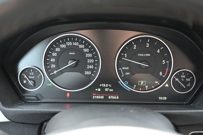BMW 3er 320d xDrive Advantage 2017