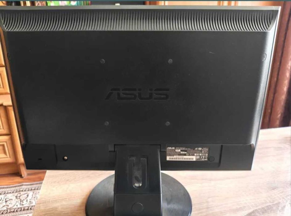 Vând monitor Asus