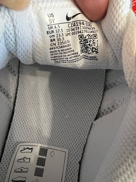 Маратонки Nike