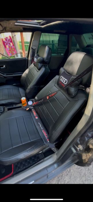 Продам авто чехлы ауди 80б3