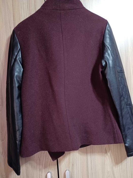 Vand pardesiu Bershka, S-M