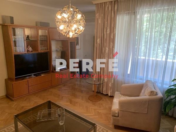 Продава се Многостаен апартамент в Бургас, Център - 135 кв.м за 2371 €/кв.м - Снимка #3
