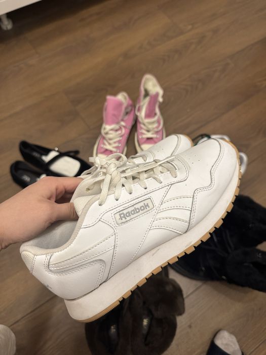 Продам женскую обувь