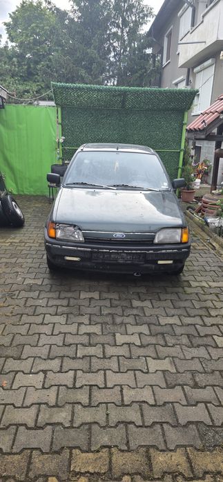 Ford fiesta на части