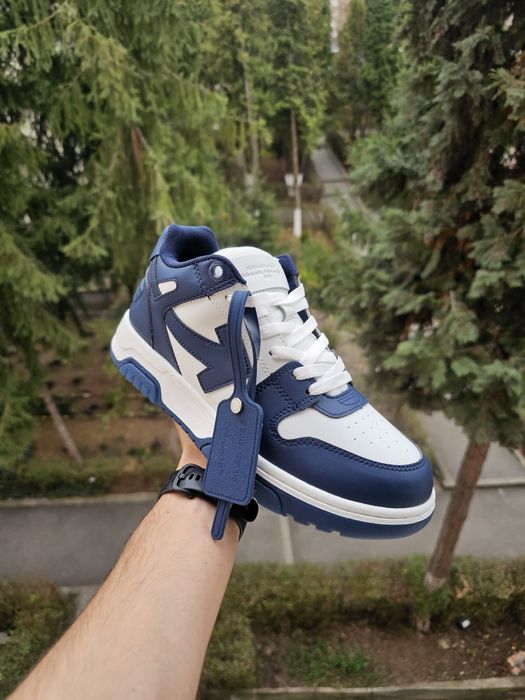 Off-White Out of Office 40 42