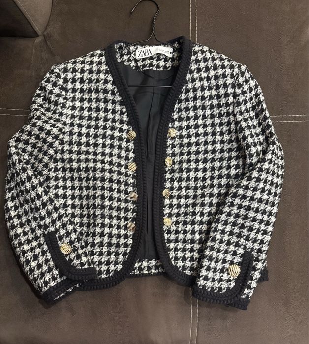 Елегантно сако ZARA