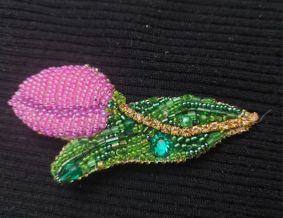 Брошь ручной работы