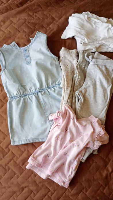 Лот дрехи за момиченце с номерация от 56 до 86