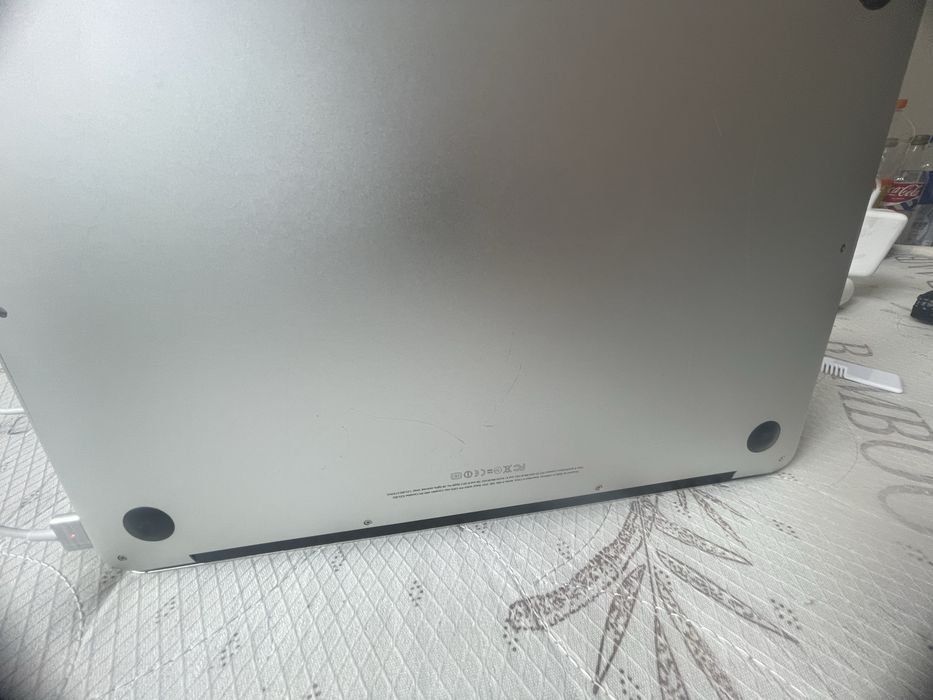 Macbook 2012 года