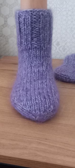 Продам вязаные носки.