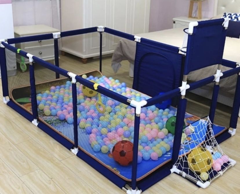 Продам манеж/ сухой бассейн