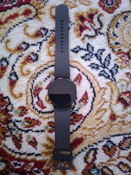 Продам самсунг вотч 5