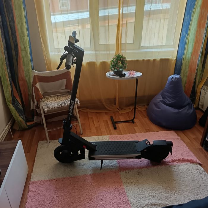 Vând trotineta electrica  NAVEE S40