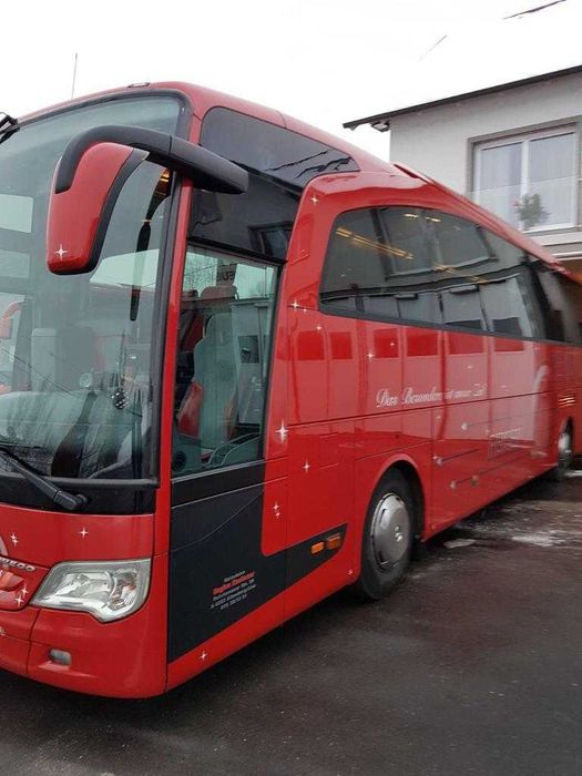 Transport persoane, inchirieri microbuze si autocare (7 loc-55 loc)